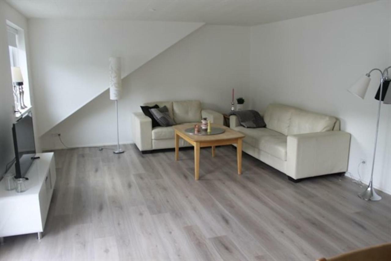 Private Spacious Home In City Center Klaksvík Exterior foto